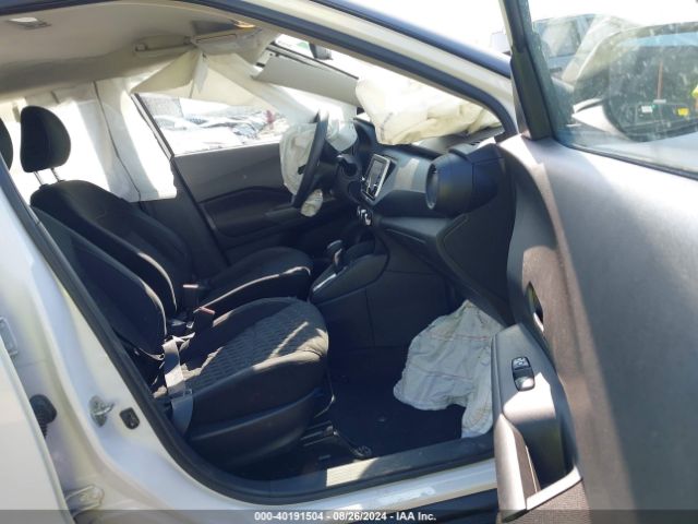 Photo 4 VIN: 3N1CP5BV5ML504957 - NISSAN KICKS 