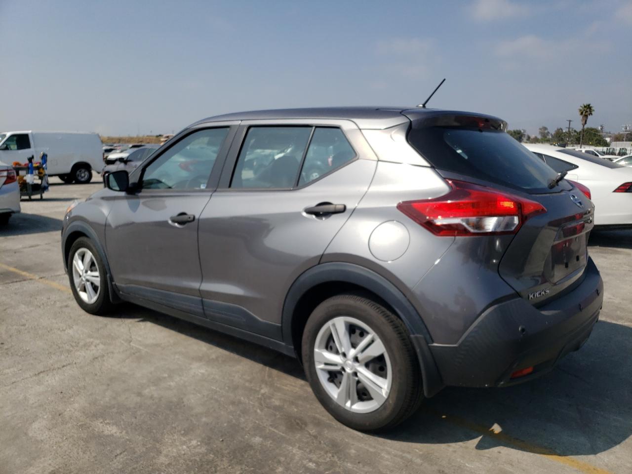 Photo 1 VIN: 3N1CP5BV6LL519725 - NISSAN KICKS 