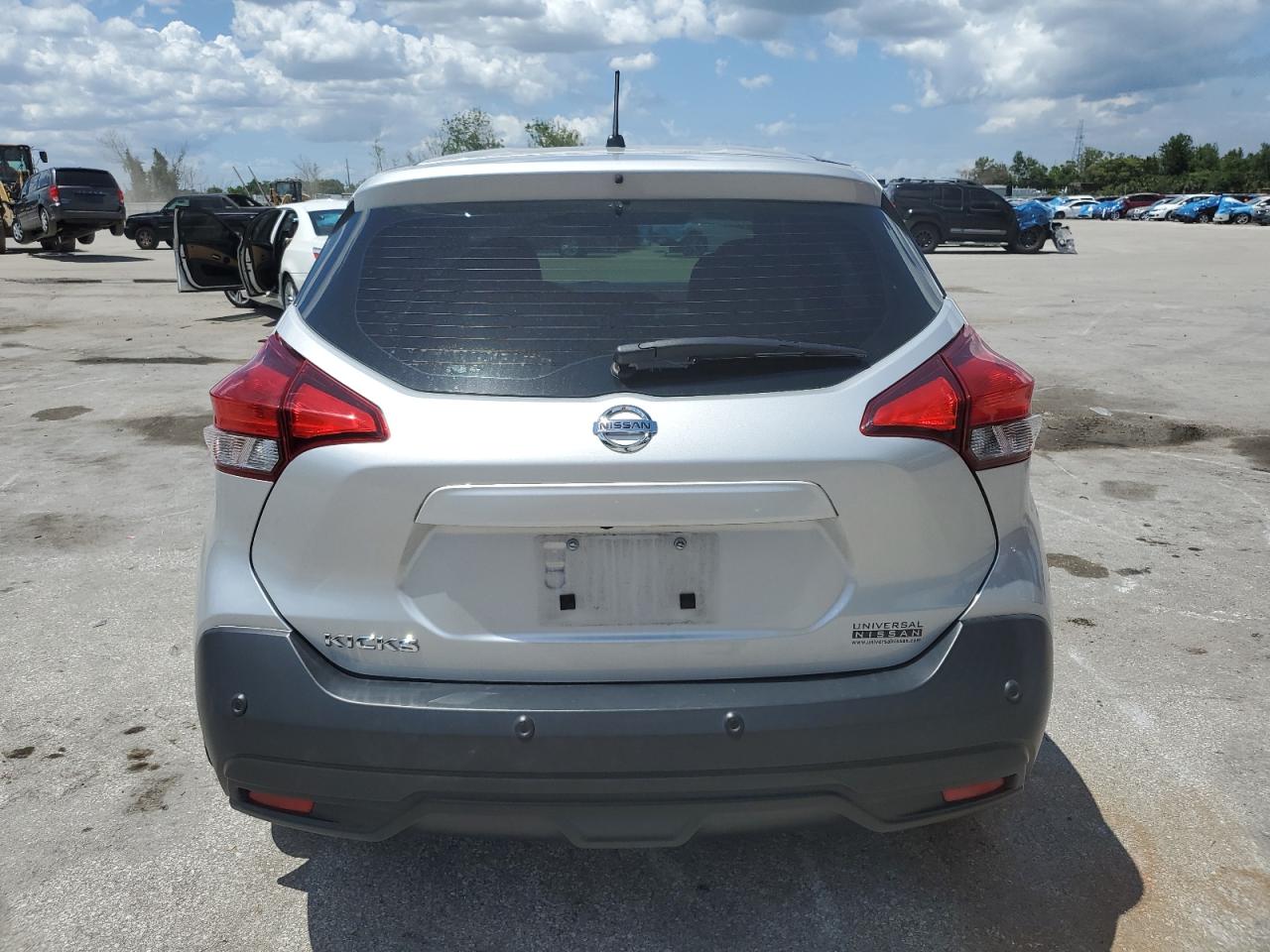 Photo 5 VIN: 3N1CP5BV6LL562929 - NISSAN KICKS 