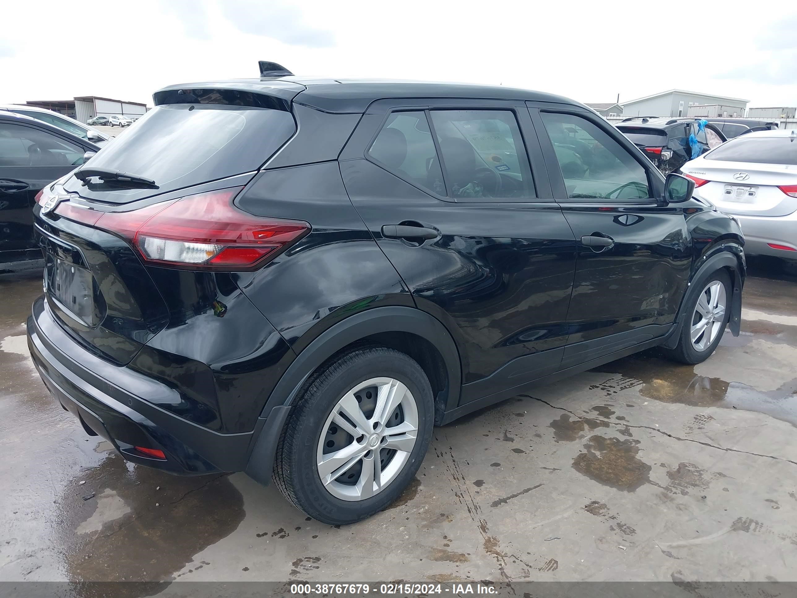 Photo 3 VIN: 3N1CP5BV6ML476330 - NISSAN KICKS 