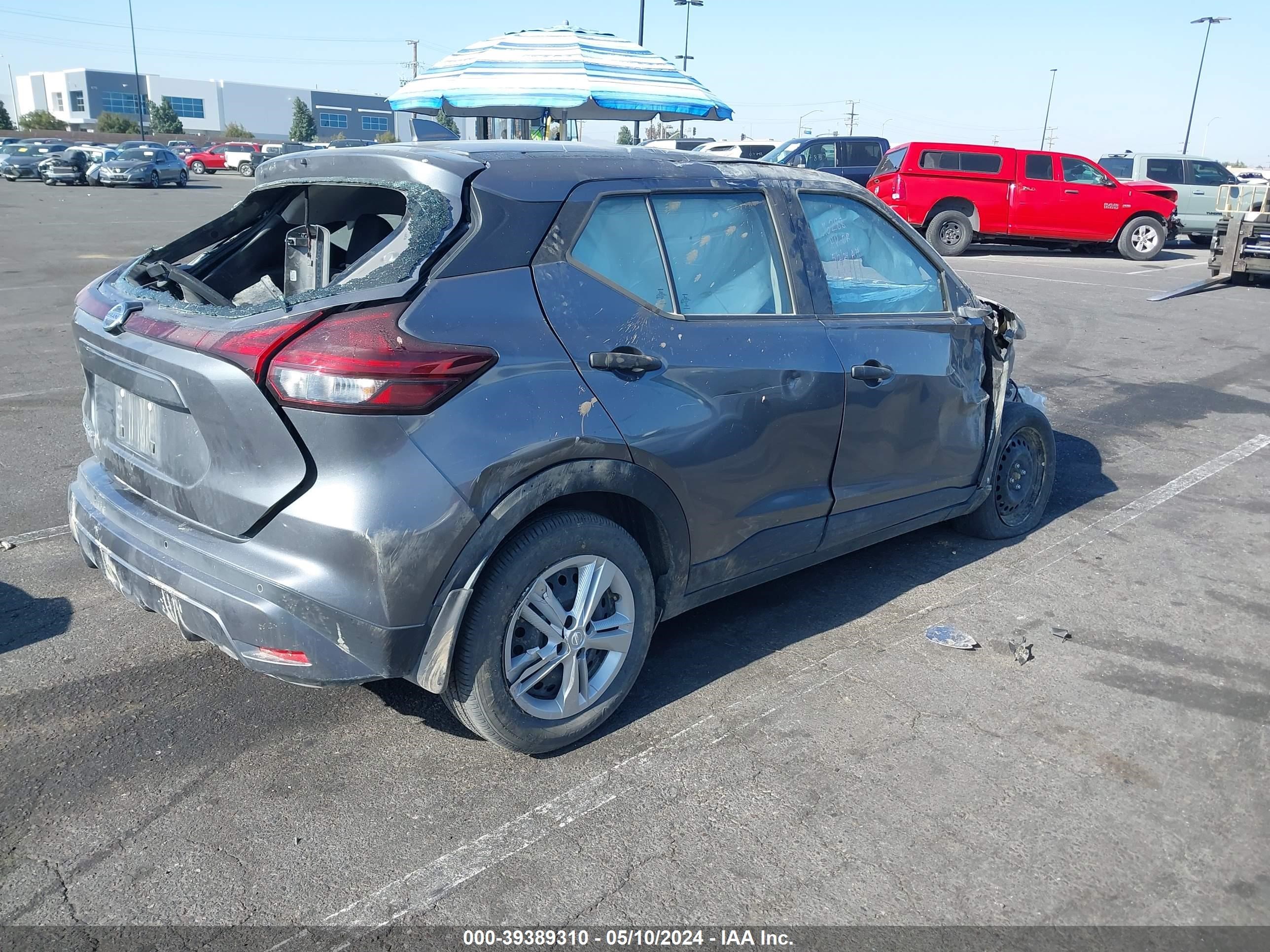 Photo 3 VIN: 3N1CP5BV6ML504384 - NISSAN KICKS 