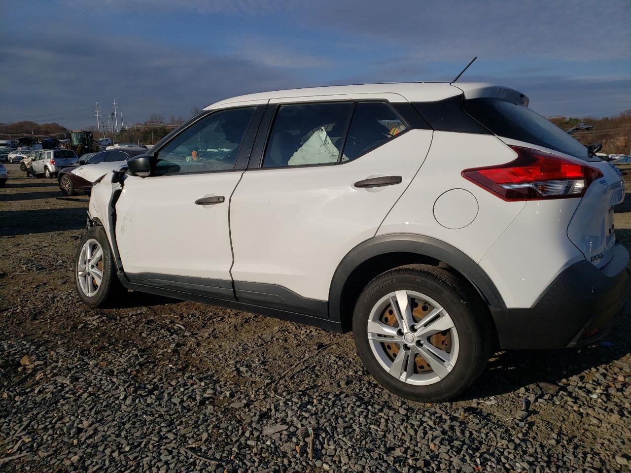 Photo 1 VIN: 3N1CP5BV8LL516440 - NISSAN KICKS 