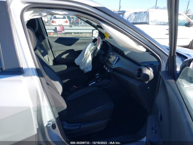 Photo 4 VIN: 3N1CP5BV8LL579781 - NISSAN KICKS 