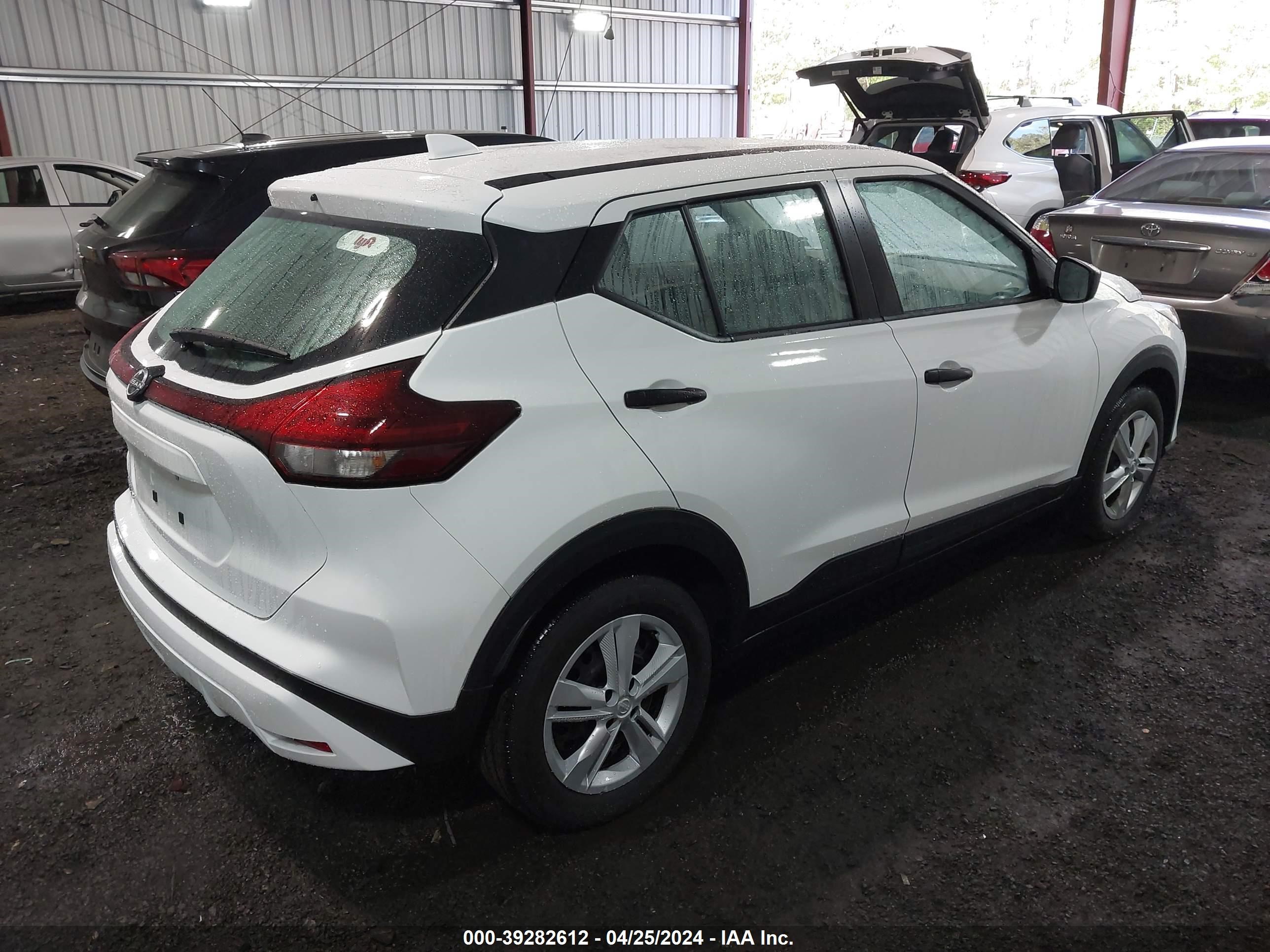 Photo 3 VIN: 3N1CP5BV9RL492285 - NISSAN KICKS 