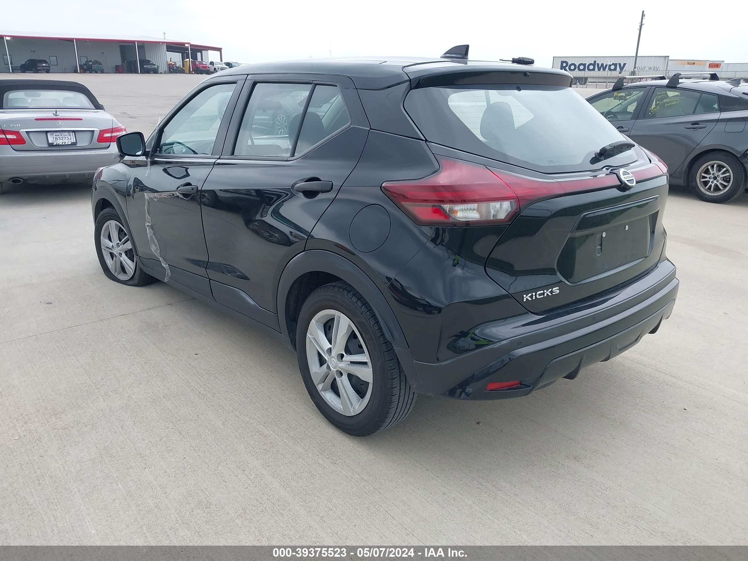 Photo 2 VIN: 3N1CP5BVXML533693 - NISSAN KICKS 