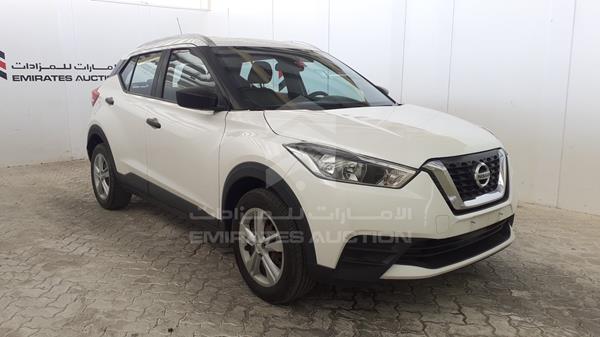 Photo 9 VIN: 3N1CP5C91JL464793 - NISSAN KICKS 