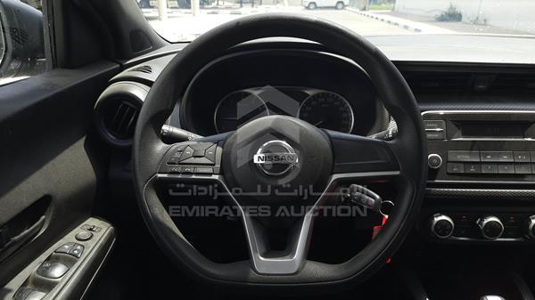 Photo 12 VIN: 3N1CP5C92JL472885 - NISSAN KICKS 