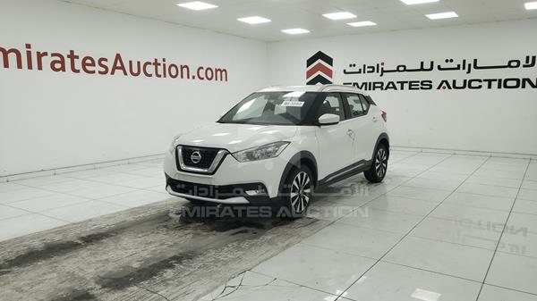 Photo 3 VIN: 3N1CP5C96JL472078 - NISSAN KICKS 