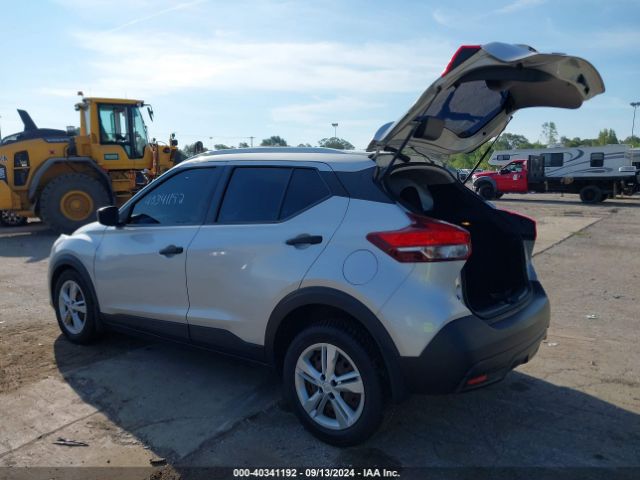 Photo 2 VIN: 3N1CP5CU0JL517407 - NISSAN KICKS 