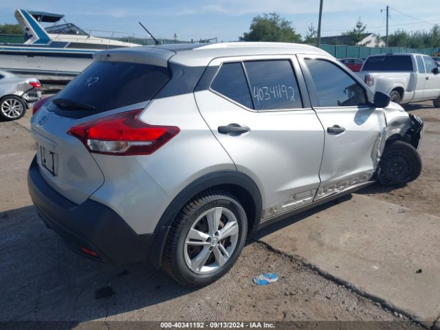 Photo 3 VIN: 3N1CP5CU0JL517407 - NISSAN KICKS 