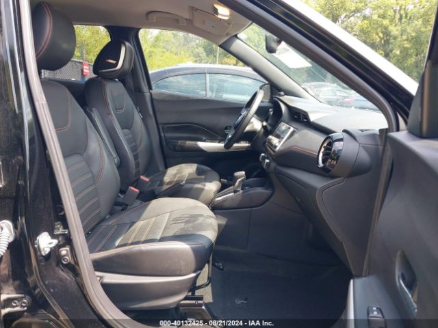 Photo 4 VIN: 3N1CP5CU0JL519321 - NISSAN KICKS 