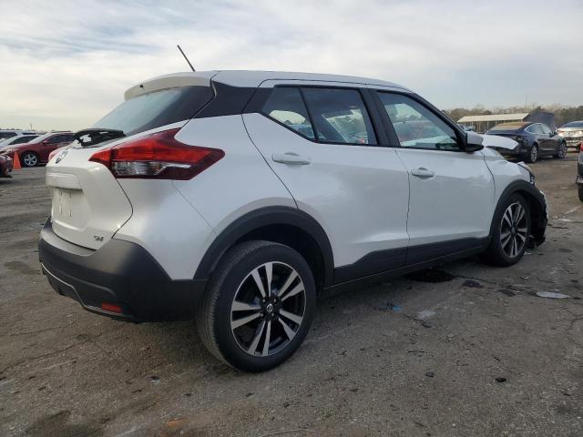 Photo 2 VIN: 3N1CP5CU0JL520503 - NISSAN KICKS 