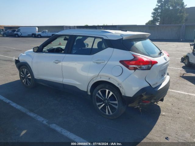 Photo 2 VIN: 3N1CP5CU0JL525586 - NISSAN KICKS 