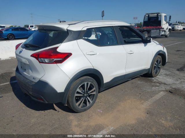 Photo 3 VIN: 3N1CP5CU0JL525586 - NISSAN KICKS 