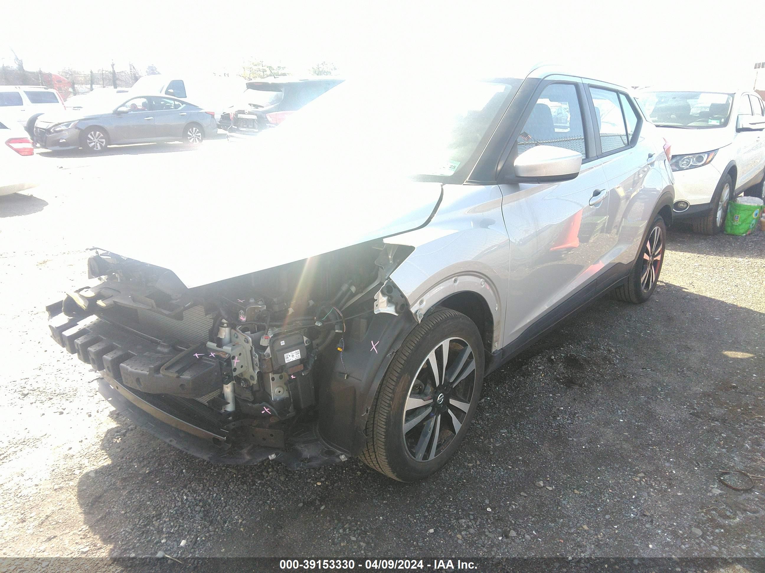 Photo 1 VIN: 3N1CP5CU0JL544672 - NISSAN KICKS 