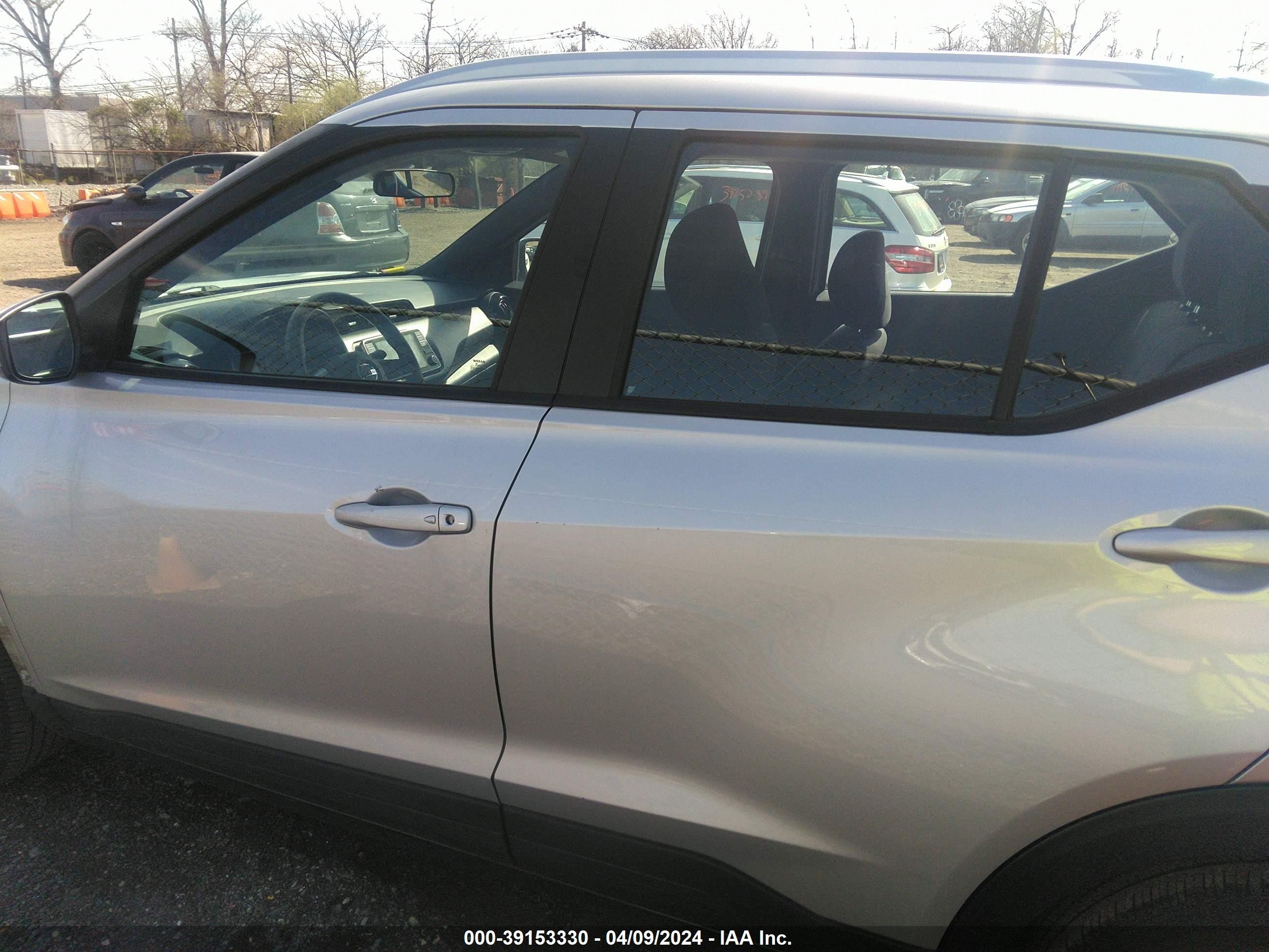 Photo 13 VIN: 3N1CP5CU0JL544672 - NISSAN KICKS 