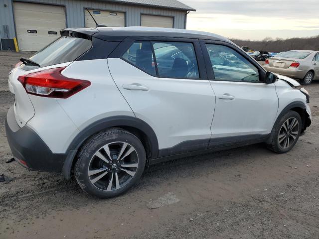 Photo 2 VIN: 3N1CP5CU1JL501622 - NISSAN KICKS 