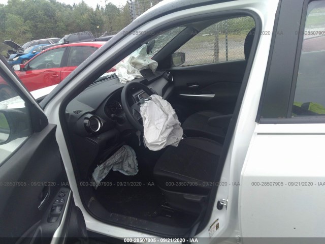 Photo 4 VIN: 3N1CP5CU1JL504648 - NISSAN KICKS 