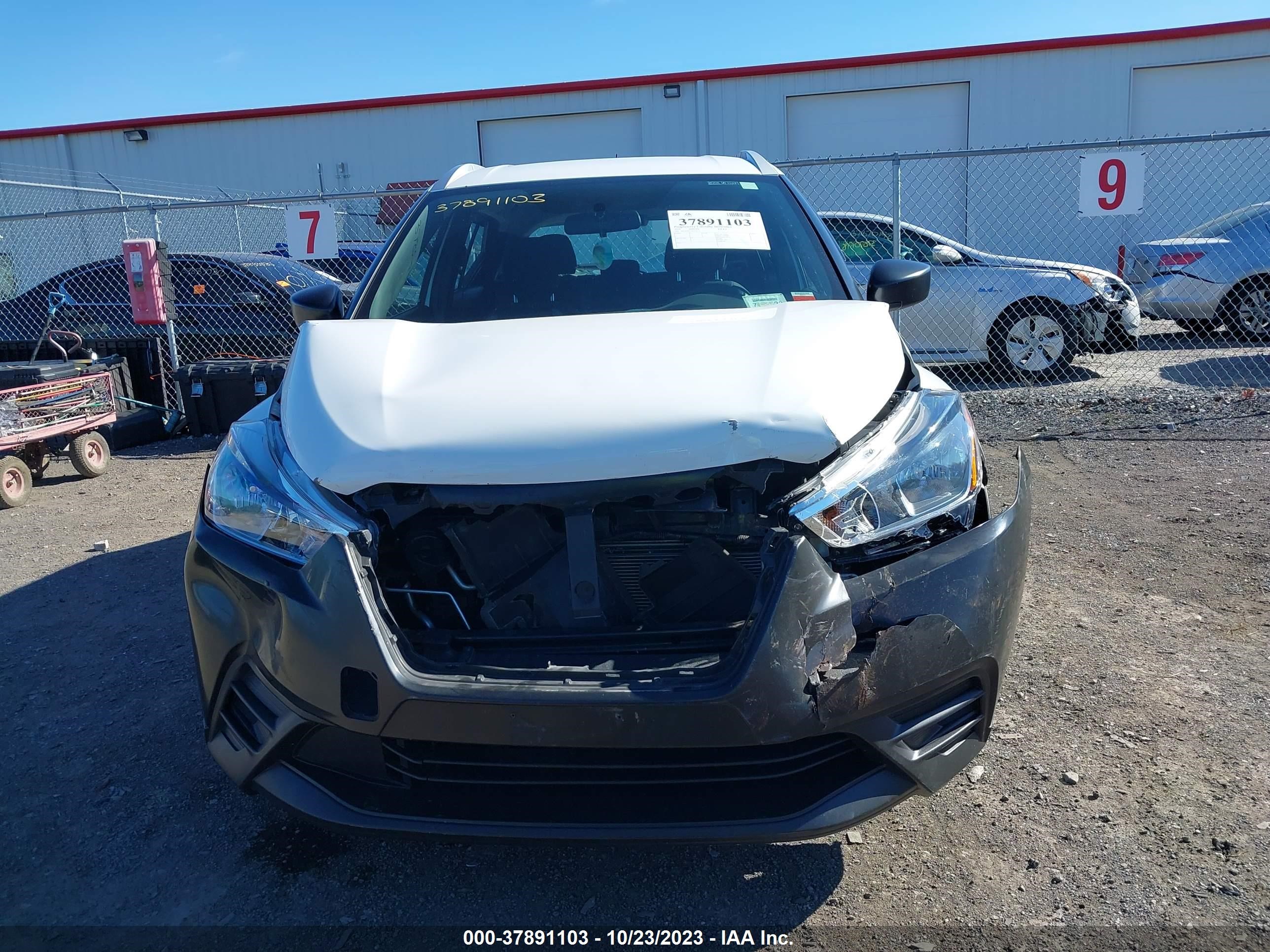 Photo 11 VIN: 3N1CP5CU1JL514712 - NISSAN KICKS 