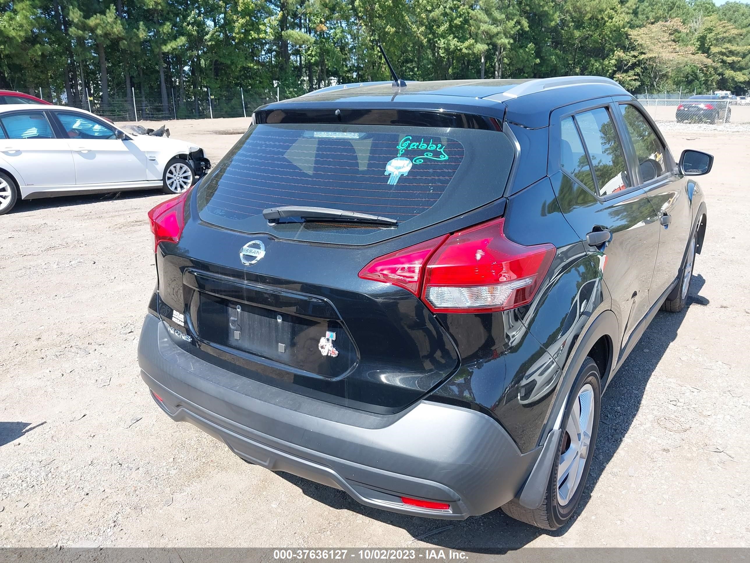 Photo 3 VIN: 3N1CP5CU1JL522583 - NISSAN KICKS 