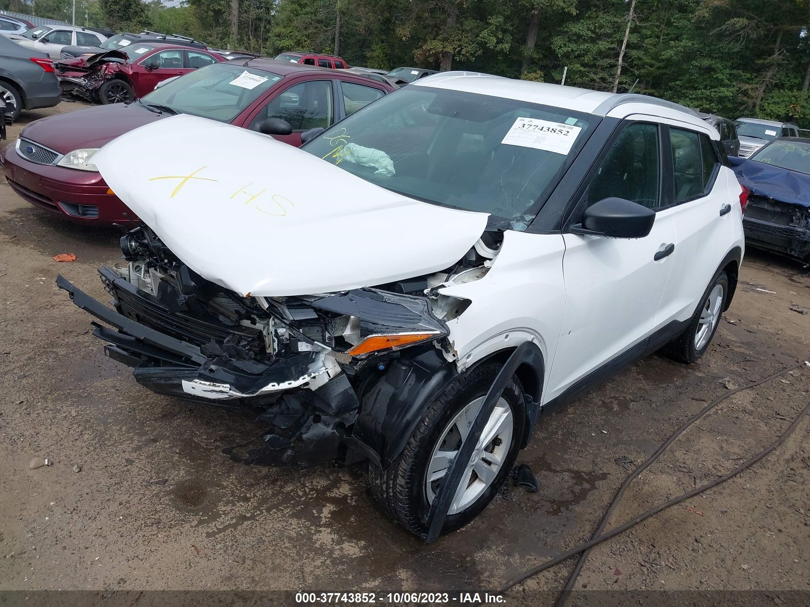 Photo 1 VIN: 3N1CP5CU1JL541151 - NISSAN KICKS 