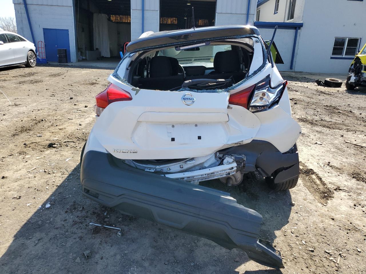 Photo 5 VIN: 3N1CP5CU2JL502648 - NISSAN KICKS 