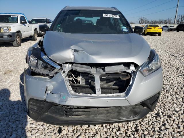 Photo 4 VIN: 3N1CP5CU2JL511012 - NISSAN KICKS 