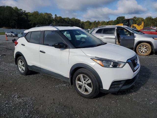 Photo 3 VIN: 3N1CP5CU2JL511513 - NISSAN KICKS S 