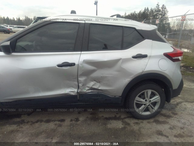 Photo 5 VIN: 3N1CP5CU2JL522303 - NISSAN KICKS 