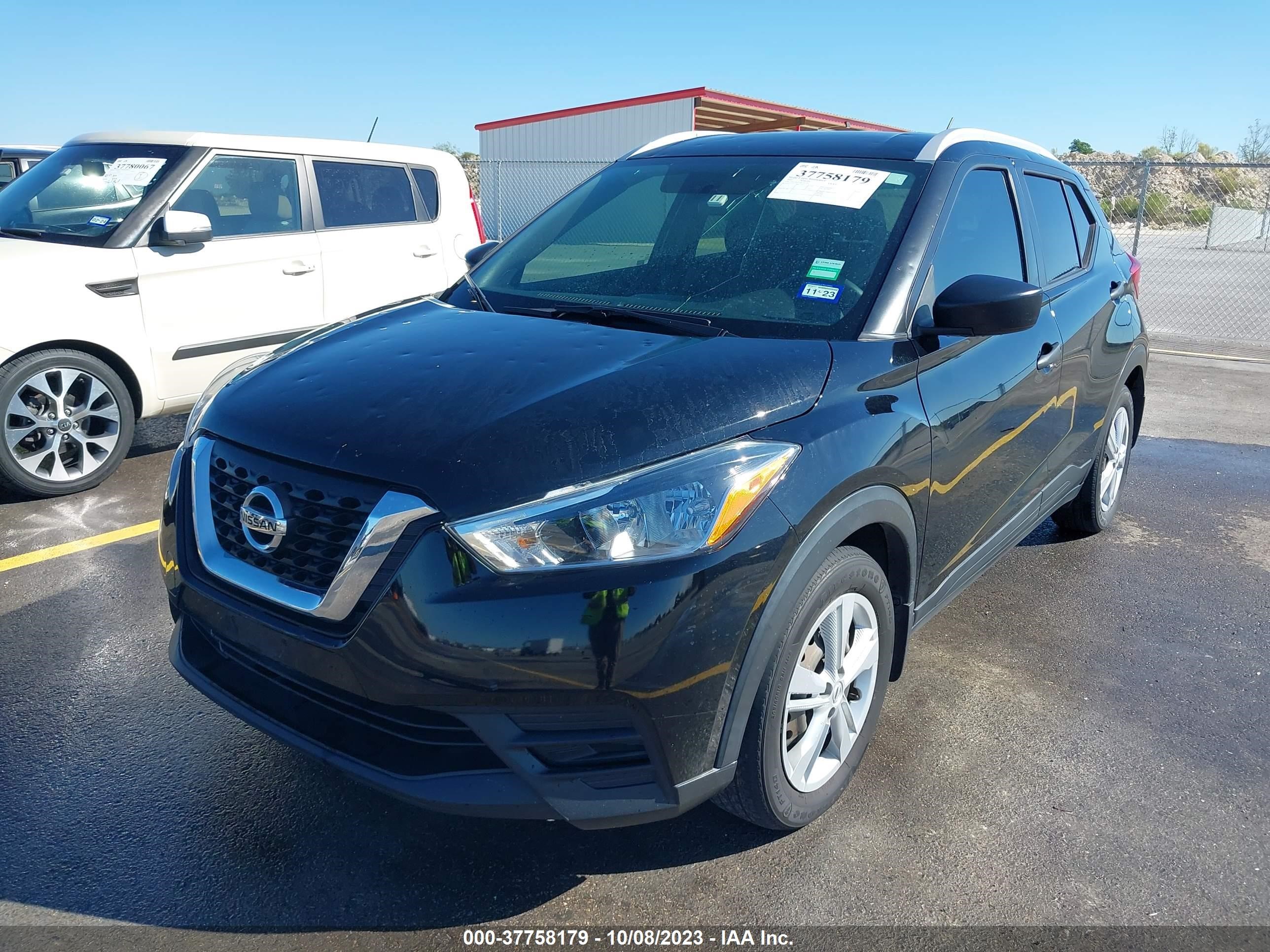 Photo 1 VIN: 3N1CP5CU2JL532992 - NISSAN KICKS 