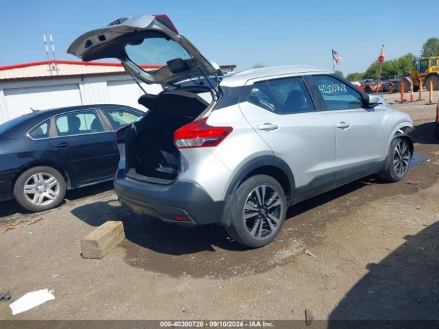 Photo 3 VIN: 3N1CP5CU2JL542034 - NISSAN KICKS 