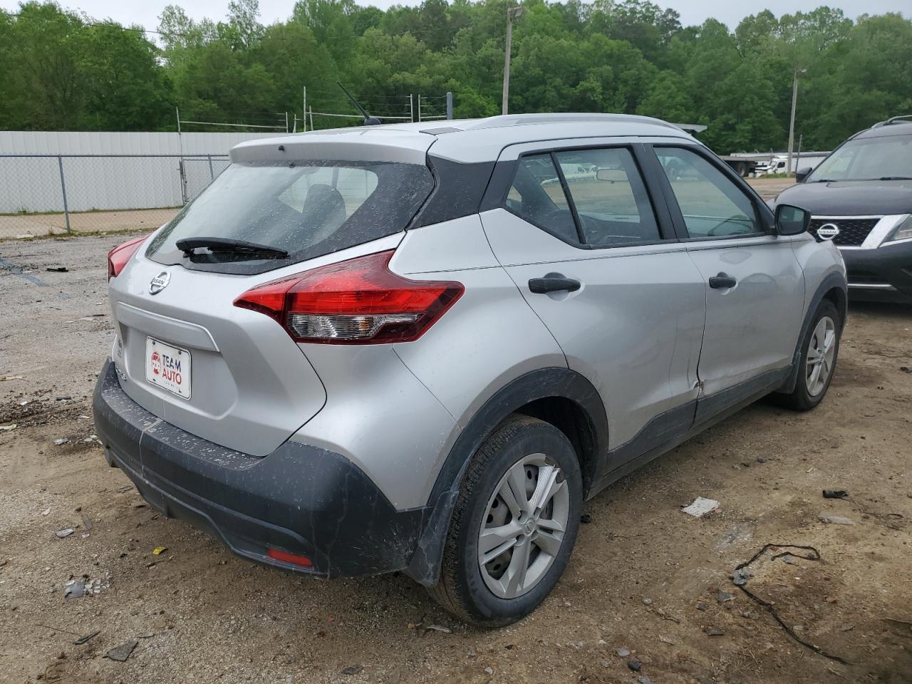 Photo 2 VIN: 3N1CP5CU2JL545967 - NISSAN KICKS 