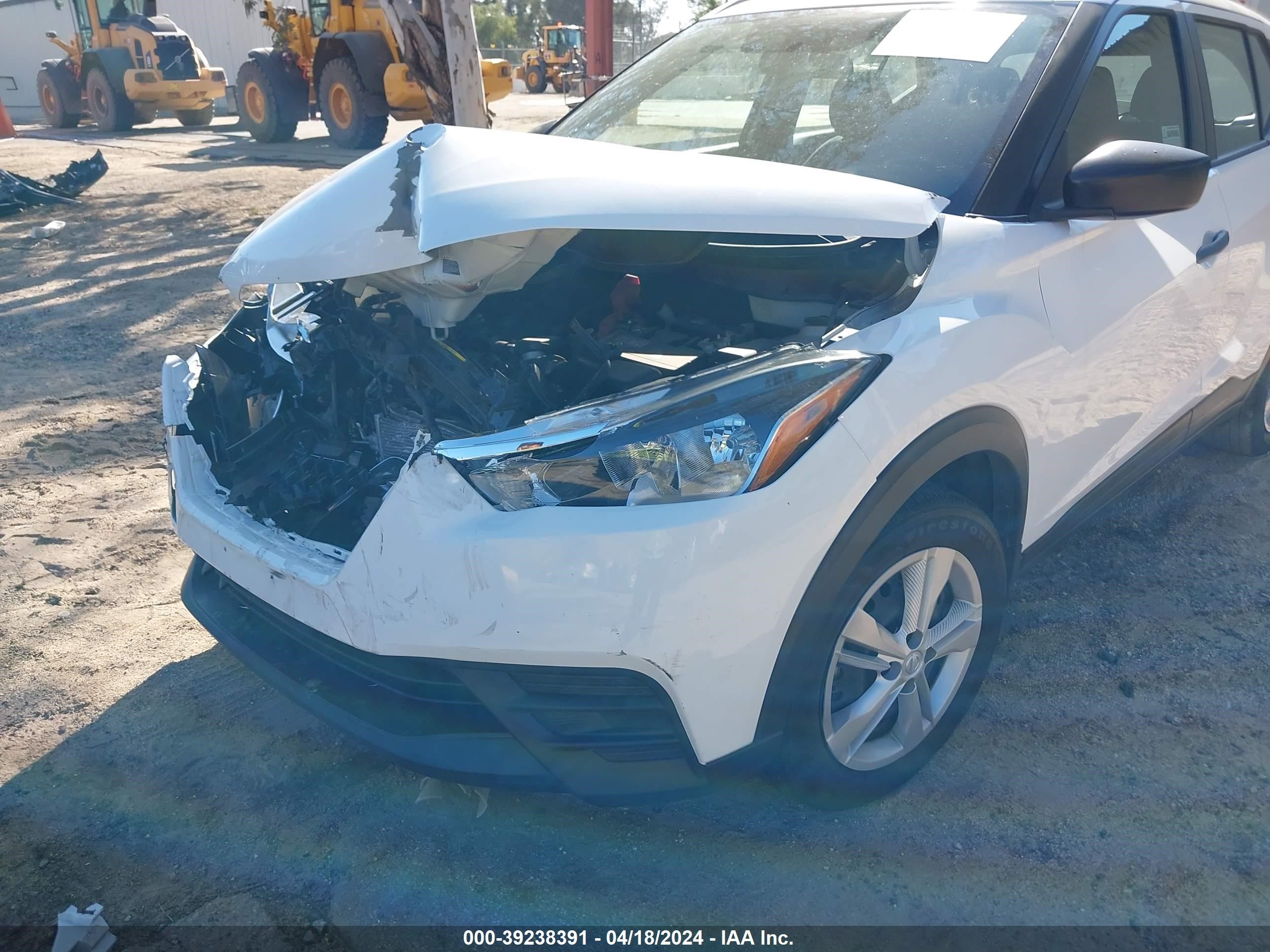 Photo 5 VIN: 3N1CP5CU2KL498117 - NISSAN KICKS 