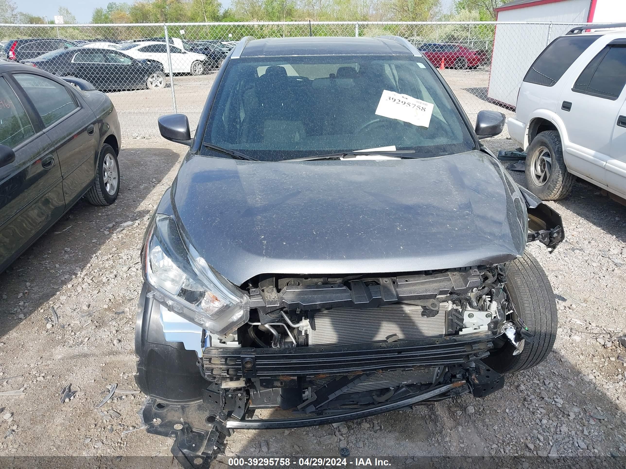 Photo 12 VIN: 3N1CP5CU2KL509486 - NISSAN KICKS 