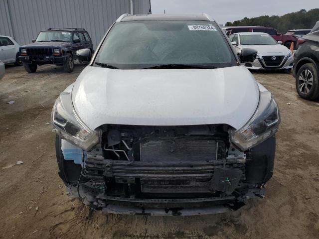 Photo 4 VIN: 3N1CP5CU2KL548398 - NISSAN KICKS S 