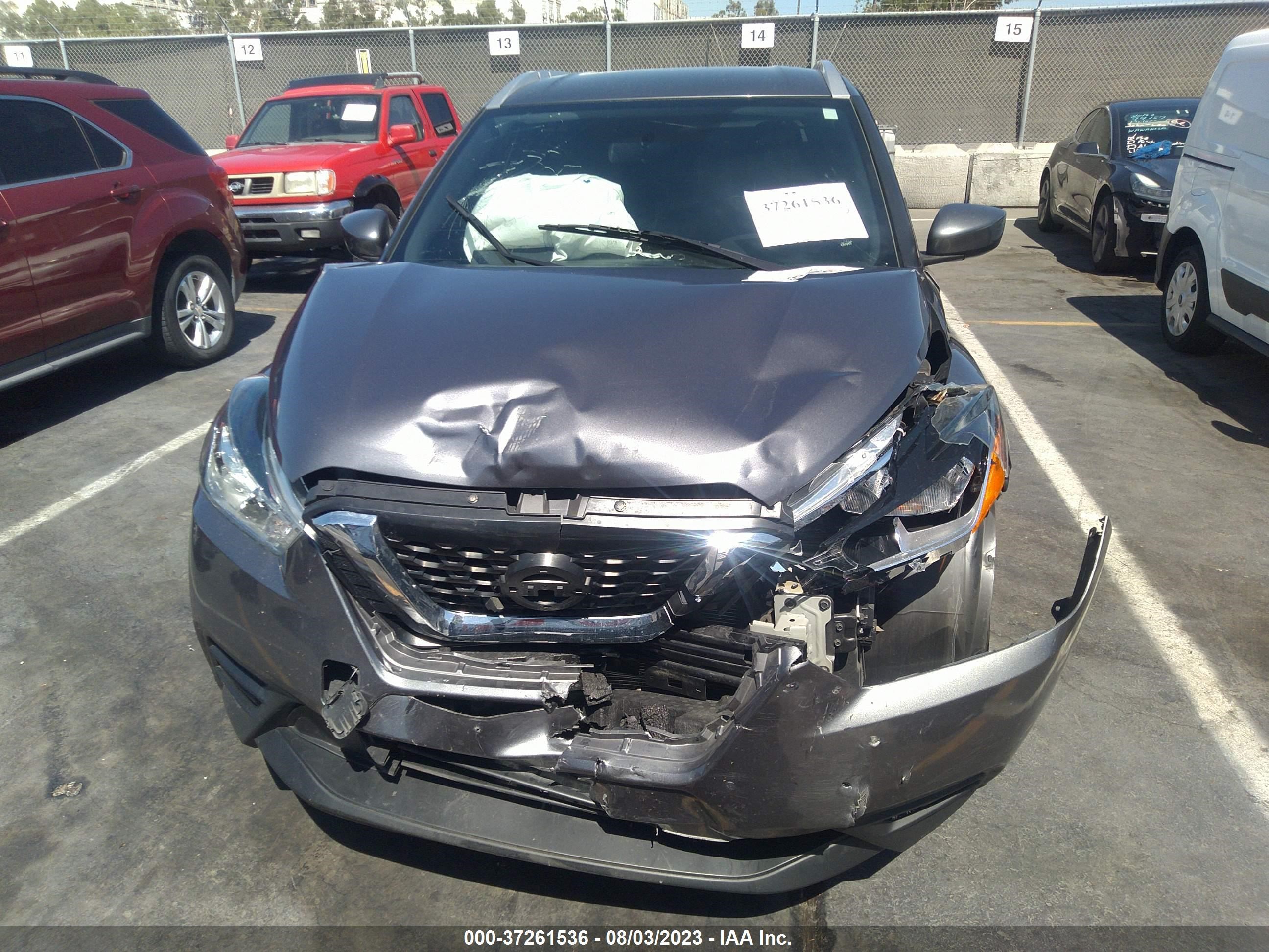 Photo 11 VIN: 3N1CP5CU3JL523623 - NISSAN KICKS 