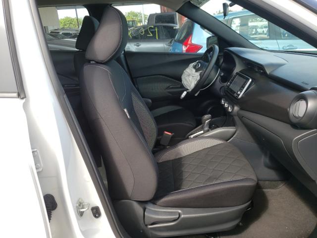 Photo 4 VIN: 3N1CP5CU3JL536257 - NISSAN KICKS S 