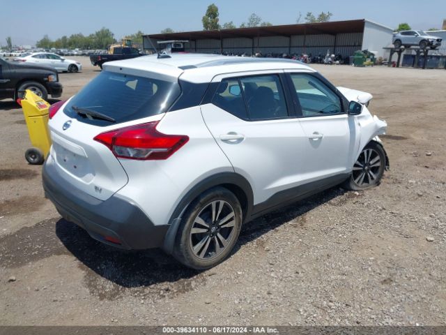 Photo 3 VIN: 3N1CP5CU3JL544598 - NISSAN KICKS 