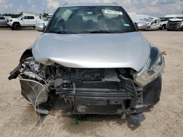 Photo 4 VIN: 3N1CP5CU3KL491502 - NISSAN KICKS 