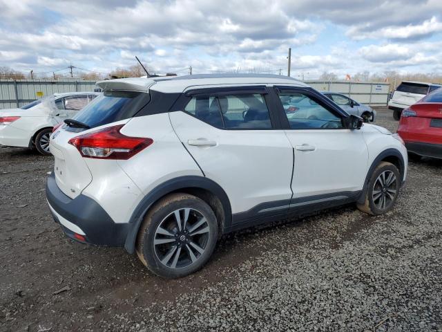 Photo 2 VIN: 3N1CP5CU3KL502661 - NISSAN KICKS 