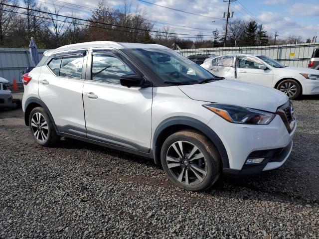 Photo 3 VIN: 3N1CP5CU3KL502661 - NISSAN KICKS 