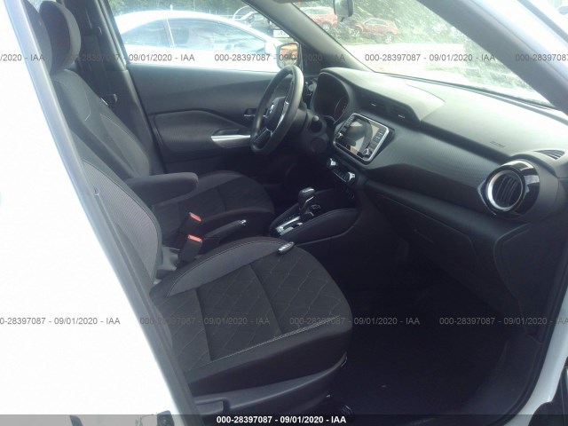 Photo 4 VIN: 3N1CP5CU3KL547115 - NISSAN KICKS 