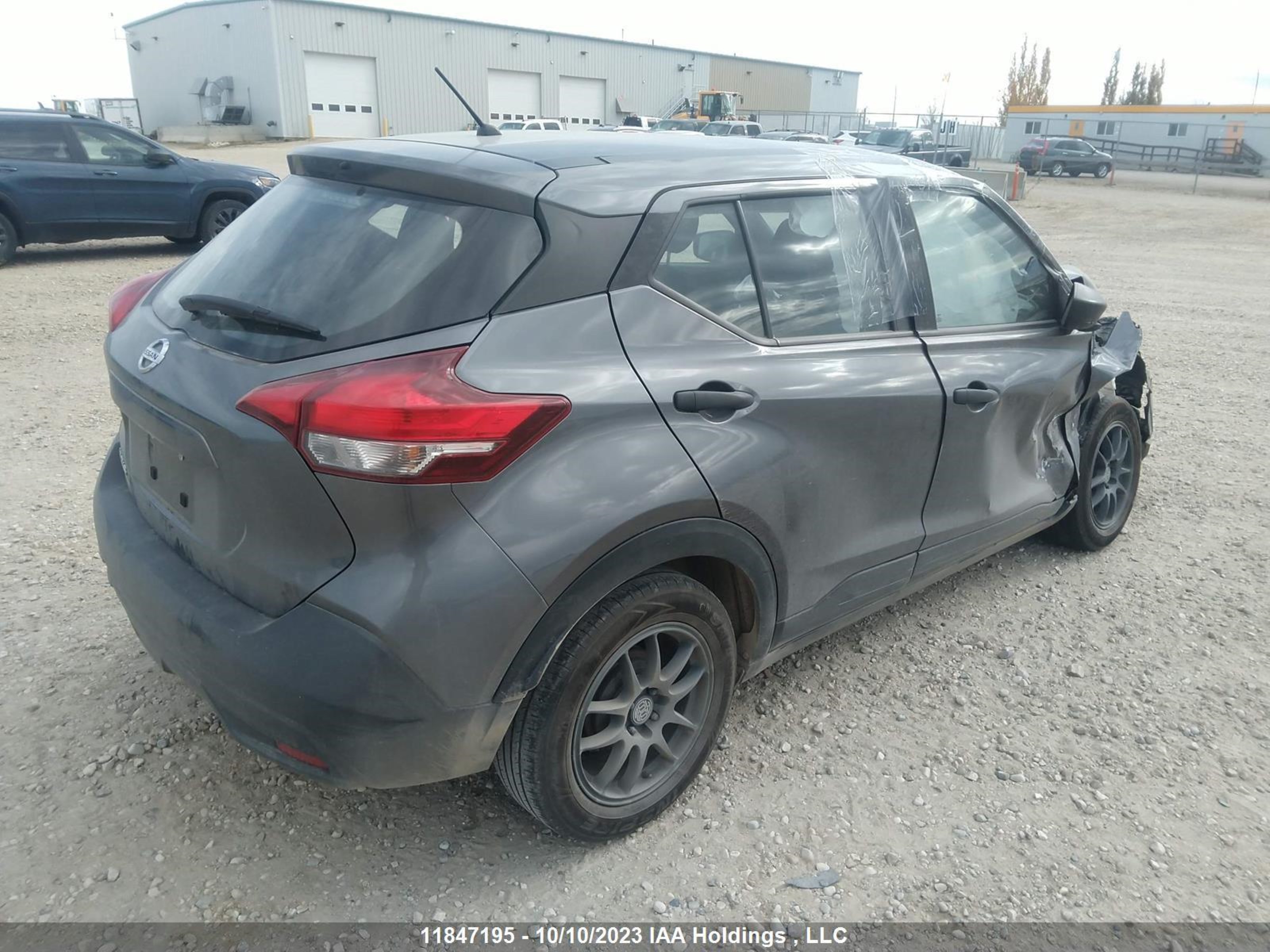 Photo 3 VIN: 3N1CP5CU3KL567879 - NISSAN KICKS 