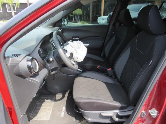 Photo 8 VIN: 3N1CP5CU4JL501419 - NISSAN KICKS 