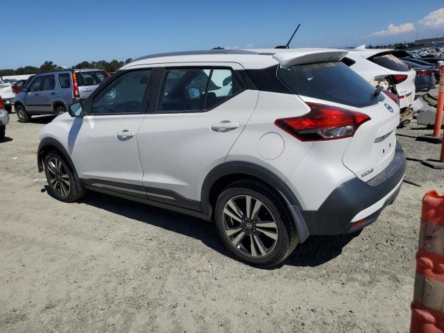 Photo 1 VIN: 3N1CP5CU4JL514204 - NISSAN KICKS S 