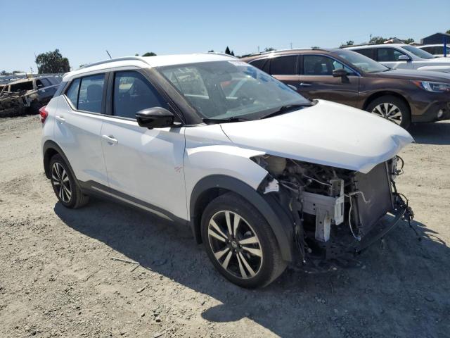 Photo 3 VIN: 3N1CP5CU4JL514204 - NISSAN KICKS S 