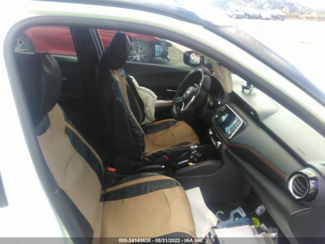 Photo 4 VIN: 3N1CP5CU4JL523078 - NISSAN KICKS 