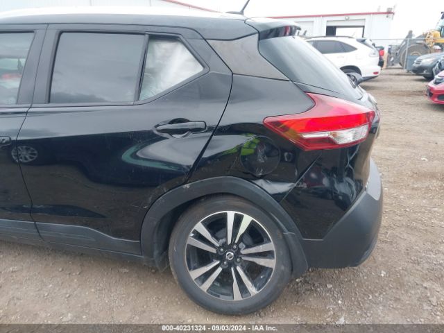 Photo 5 VIN: 3N1CP5CU4JL523338 - NISSAN KICKS 