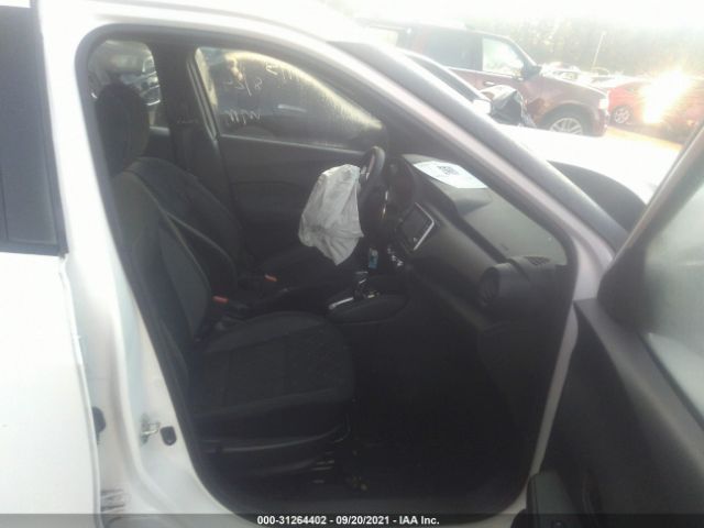 Photo 4 VIN: 3N1CP5CU4JL526935 - NISSAN KICKS 