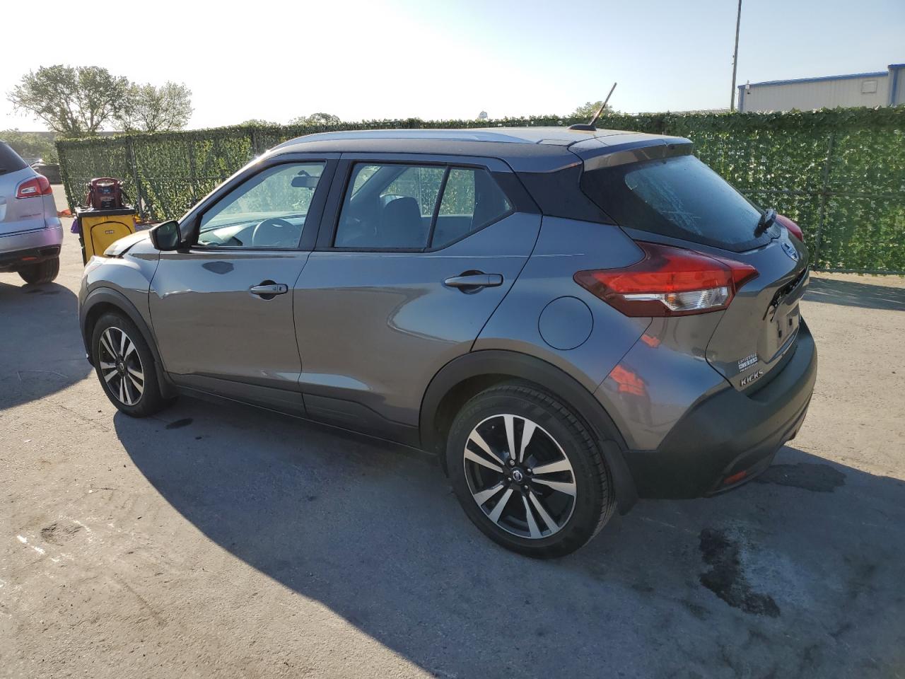 Photo 1 VIN: 3N1CP5CU4JL545498 - NISSAN KICKS 